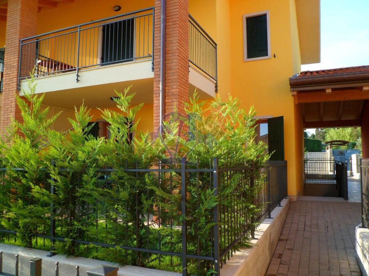 Appartamenti Gli Olmi Lazise Exteriér fotografie